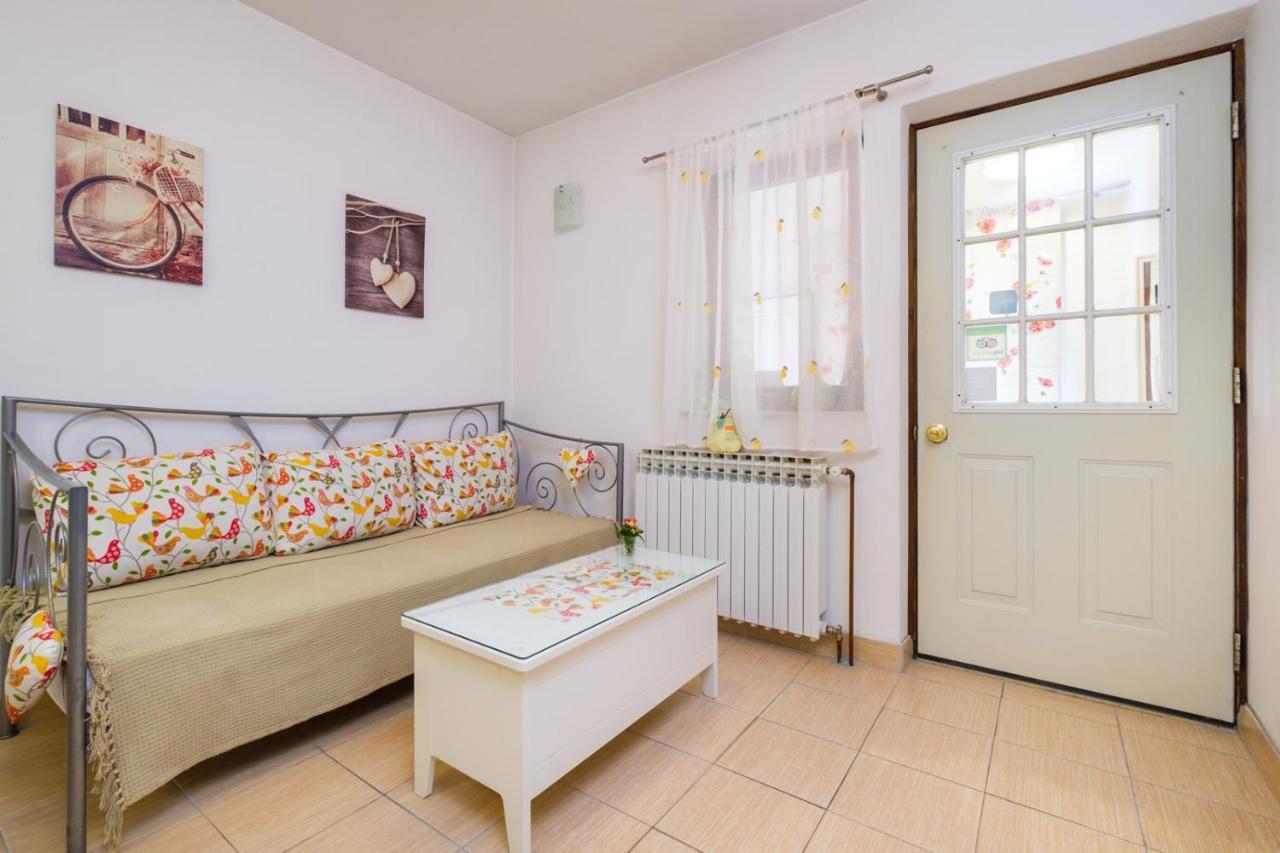Apartments Suncani 자그레브 외부 사진
