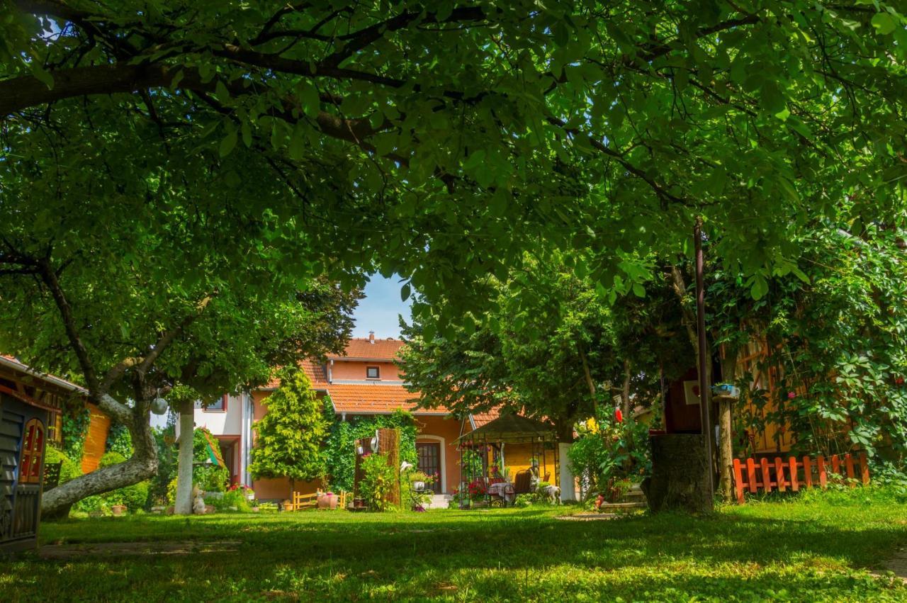Apartments Suncani 자그레브 외부 사진